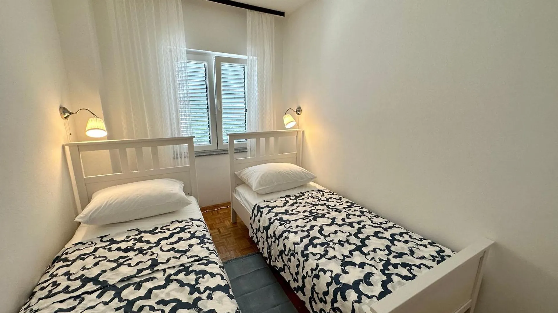 Apartment Apartmani Mona Dramalj Croatia