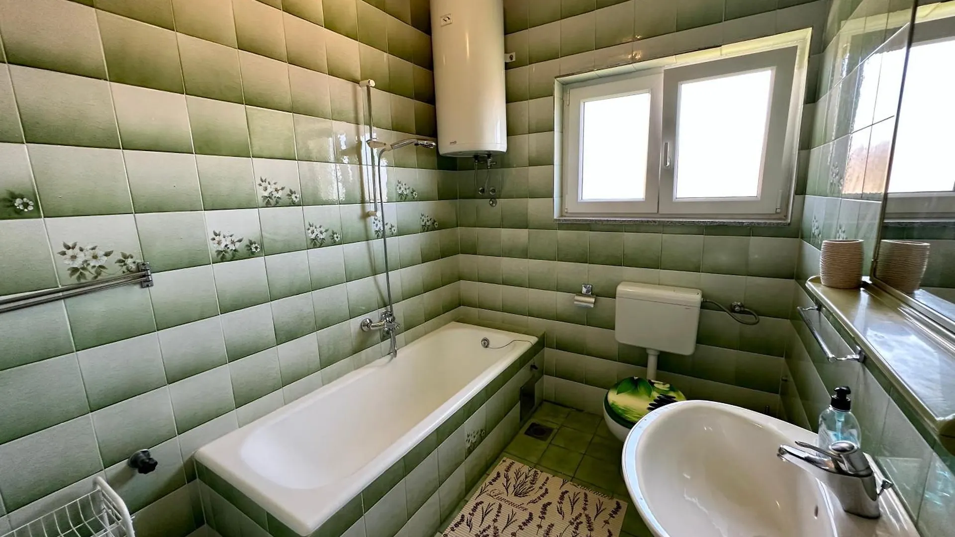 Apartmani Mona Dramalj 0*,  Croatia